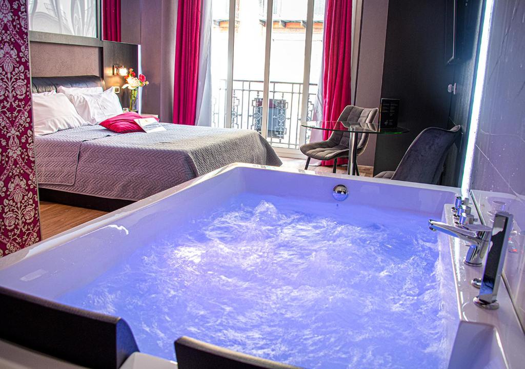 Hotel Angioino & Spa